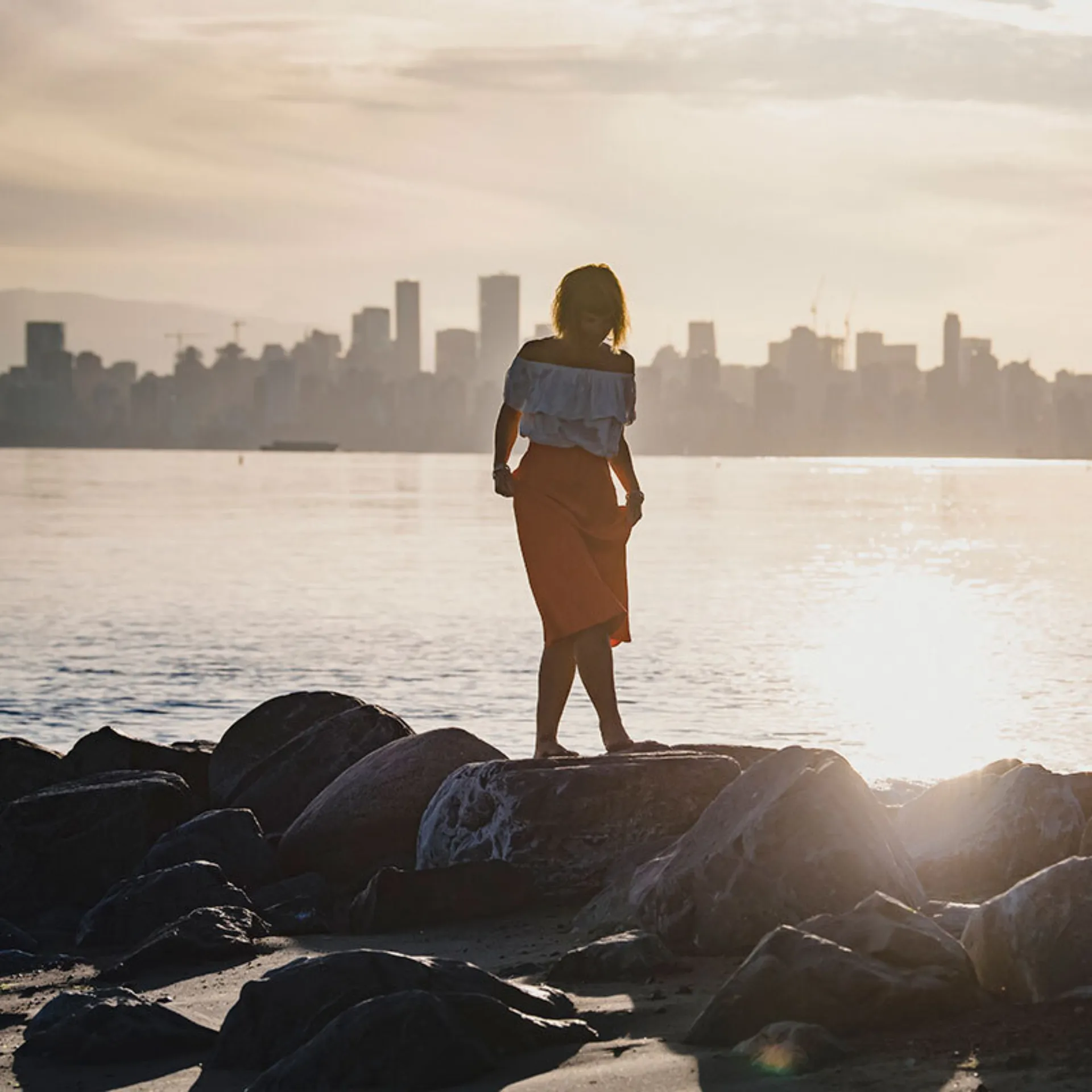 Erica walking rocks 800x800
