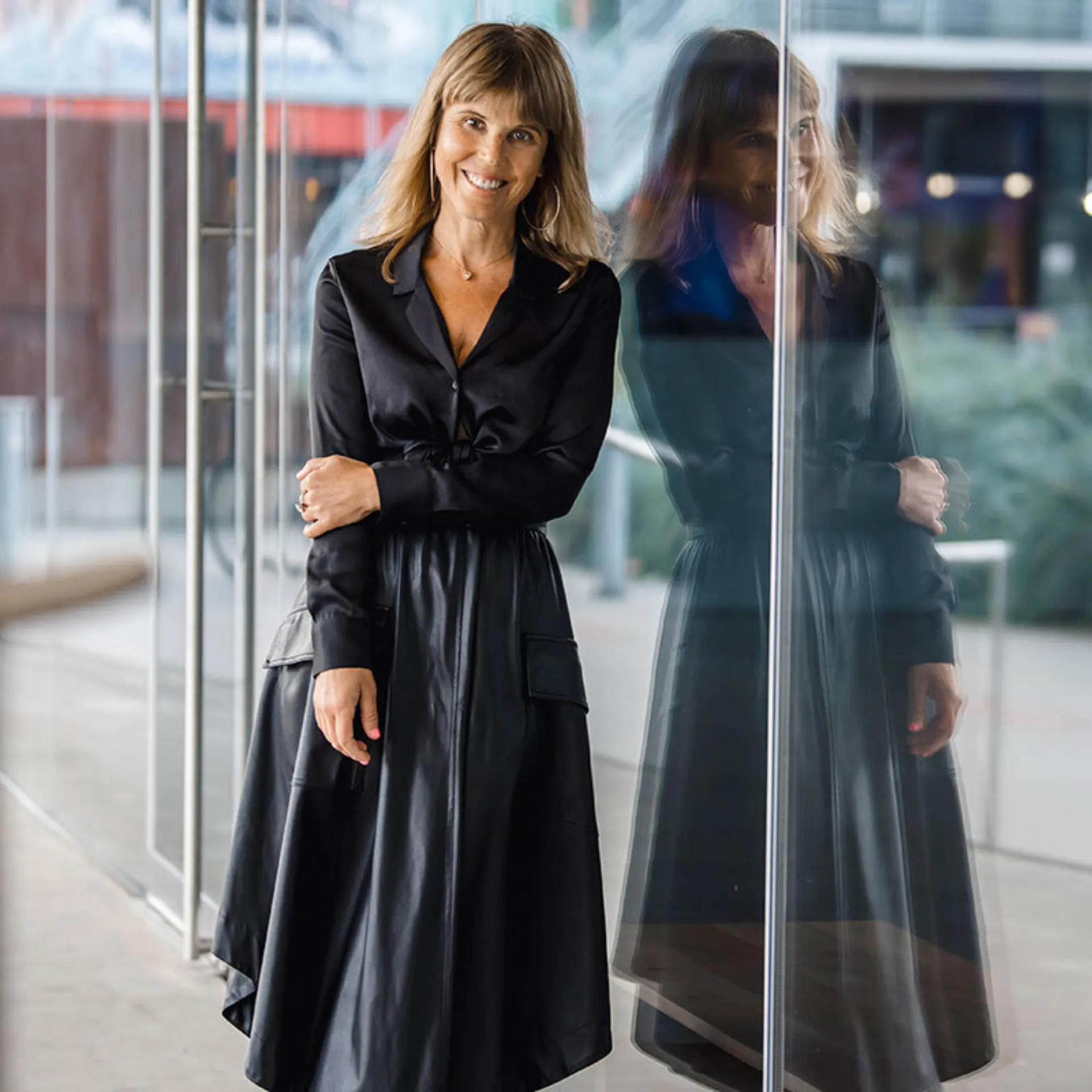 Erica leaning window 800x800